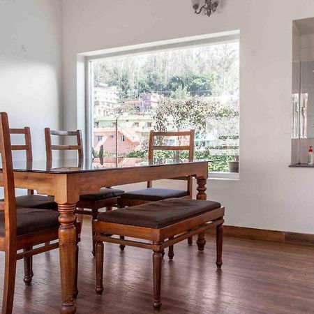 Pine View Stay Уті Екстер'єр фото