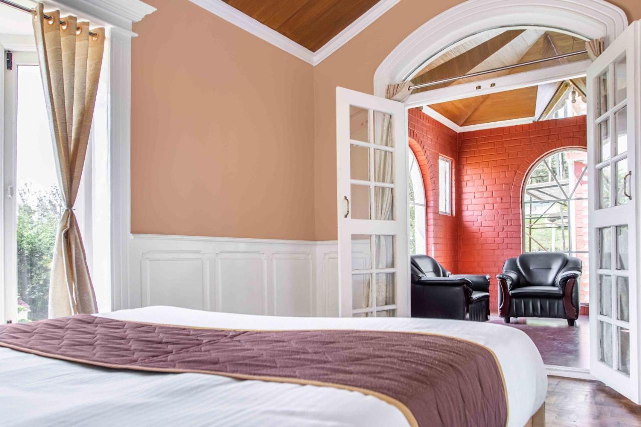 Pine View Stay Уті Екстер'єр фото