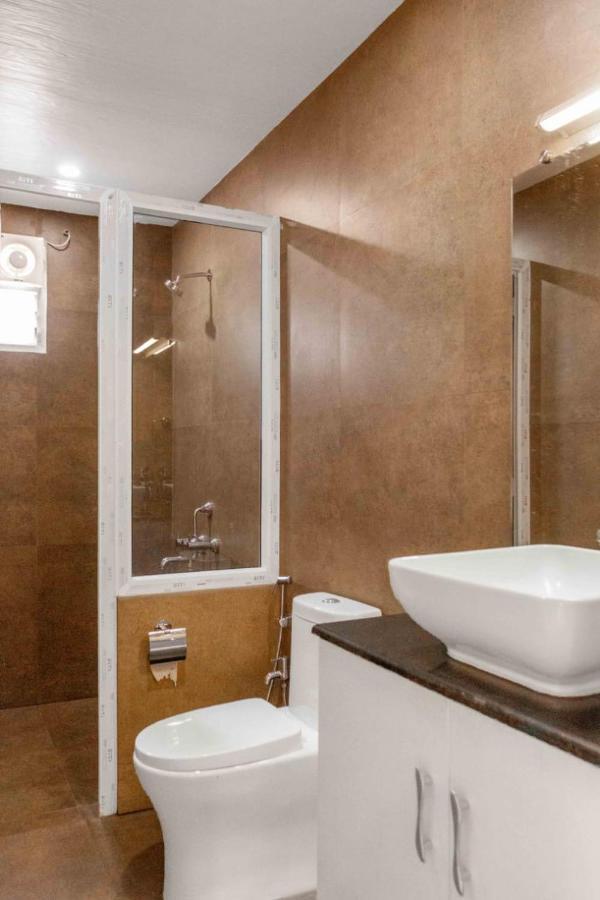 Pine View Stay Уті Екстер'єр фото
