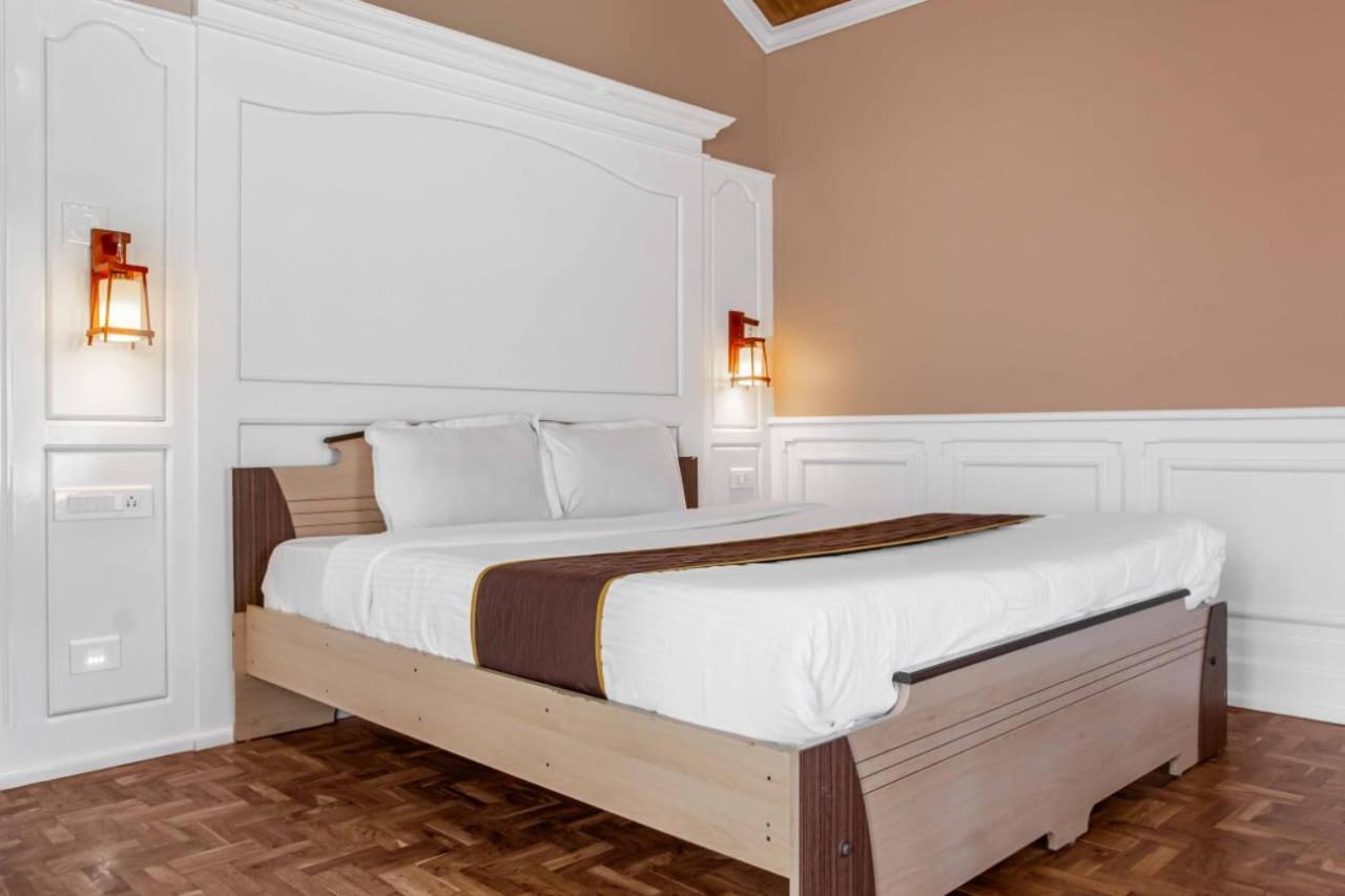 Pine View Stay Уті Екстер'єр фото